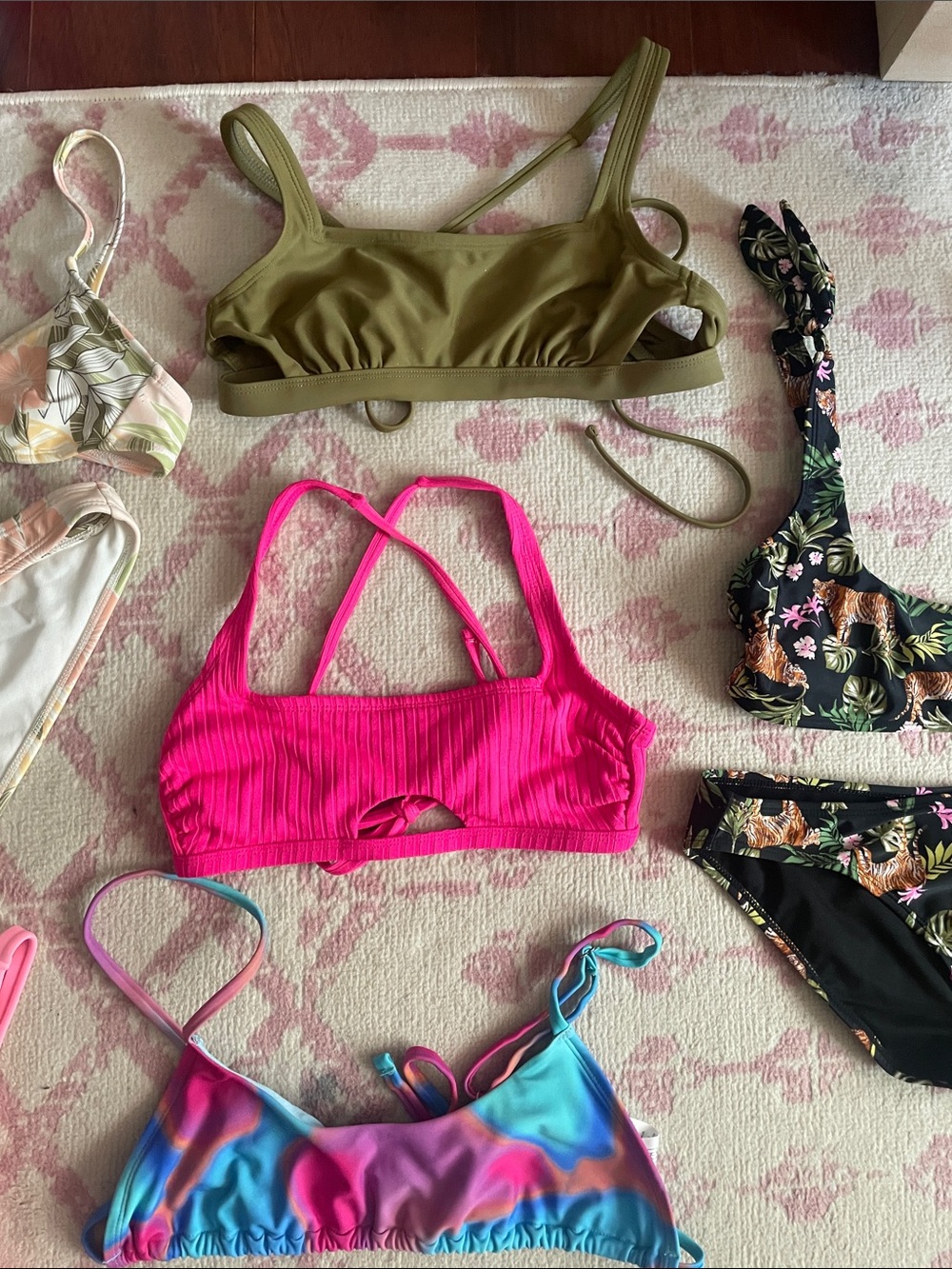 Xhilaration colorful summer swim bundle!! Mostly size small(some M/XS) - Picture 4 of 10